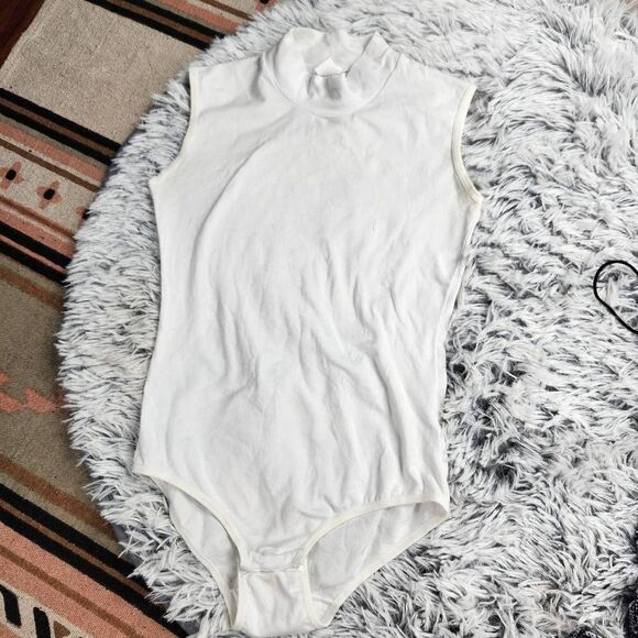 Snap Crotch One Piece Bodysuits Women's Small White Mock Neck Sleeveless Spaghet - Picture 5 of 6